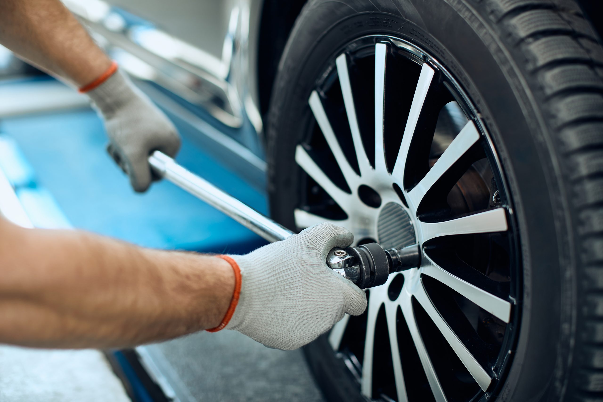 Professional Mobile Tyre Fitting Anywhere in the UK 2